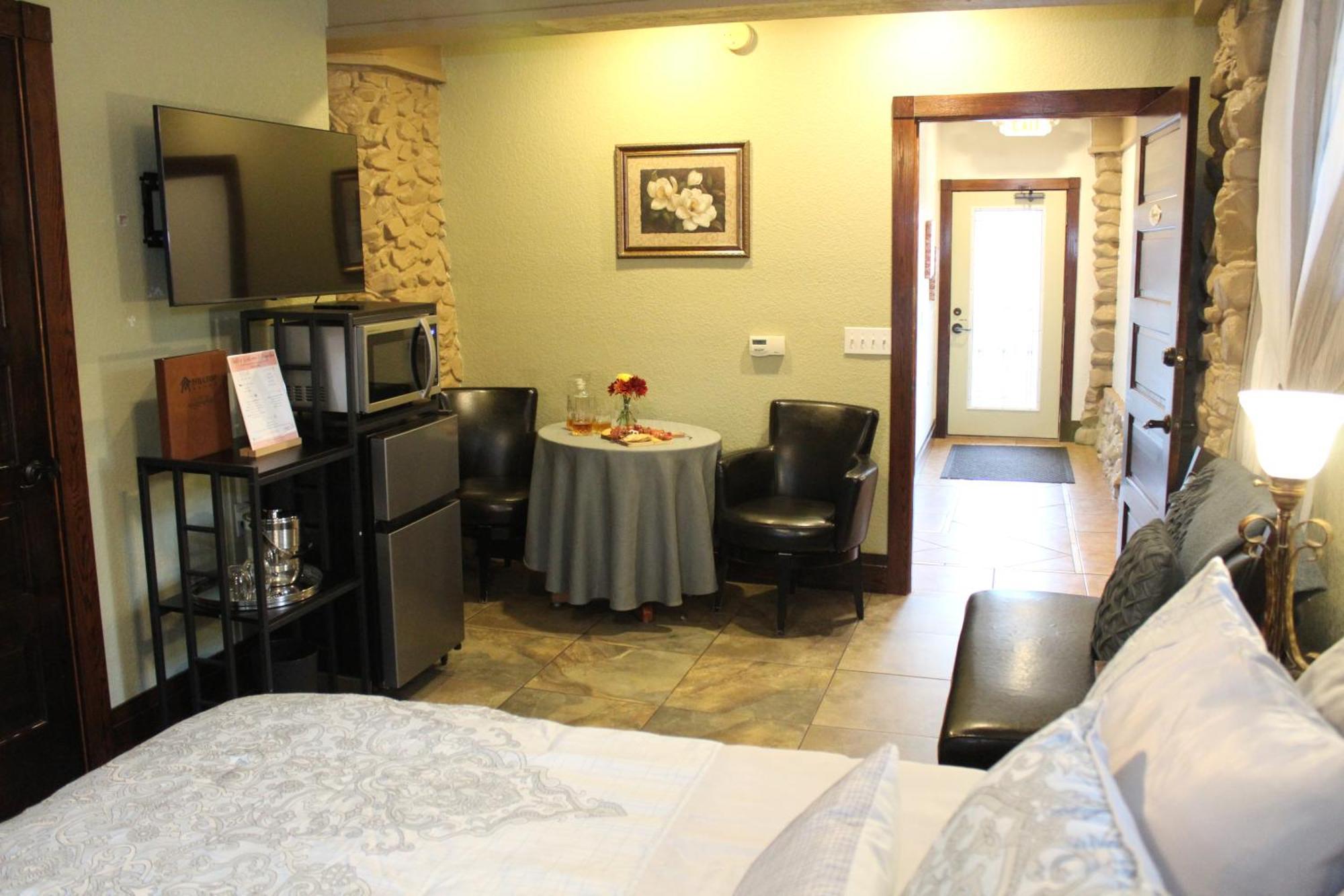 Hilltop Manor B&B Хот Спрингс Екстериор снимка